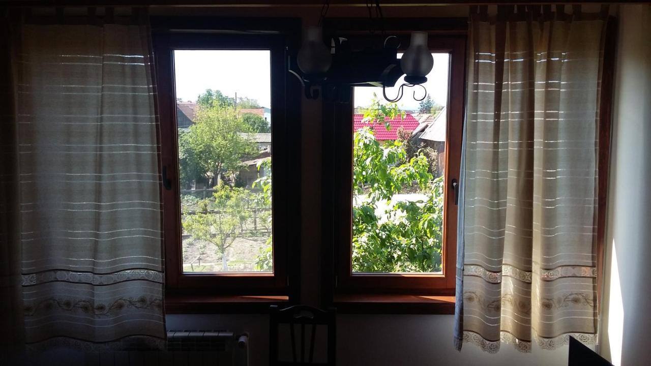 Albinuta Guesthouse Ozun Εξωτερικό φωτογραφία