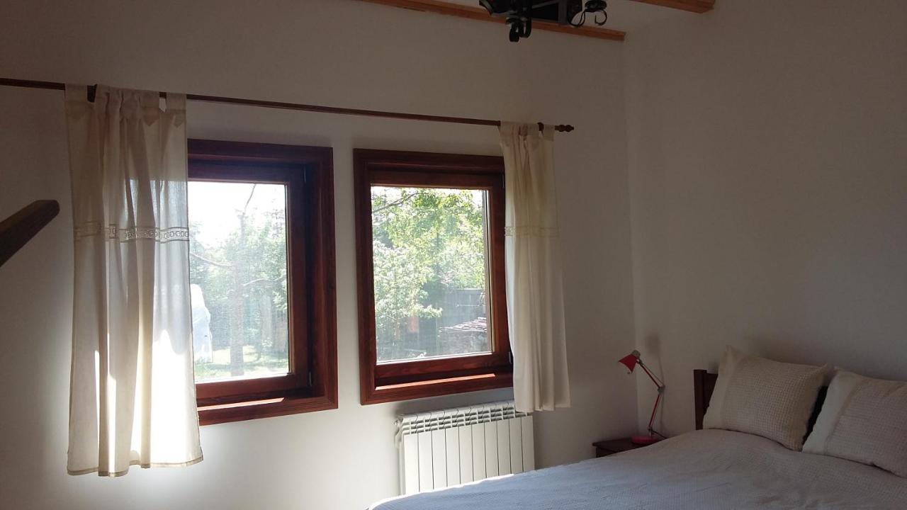 Albinuta Guesthouse Ozun Εξωτερικό φωτογραφία