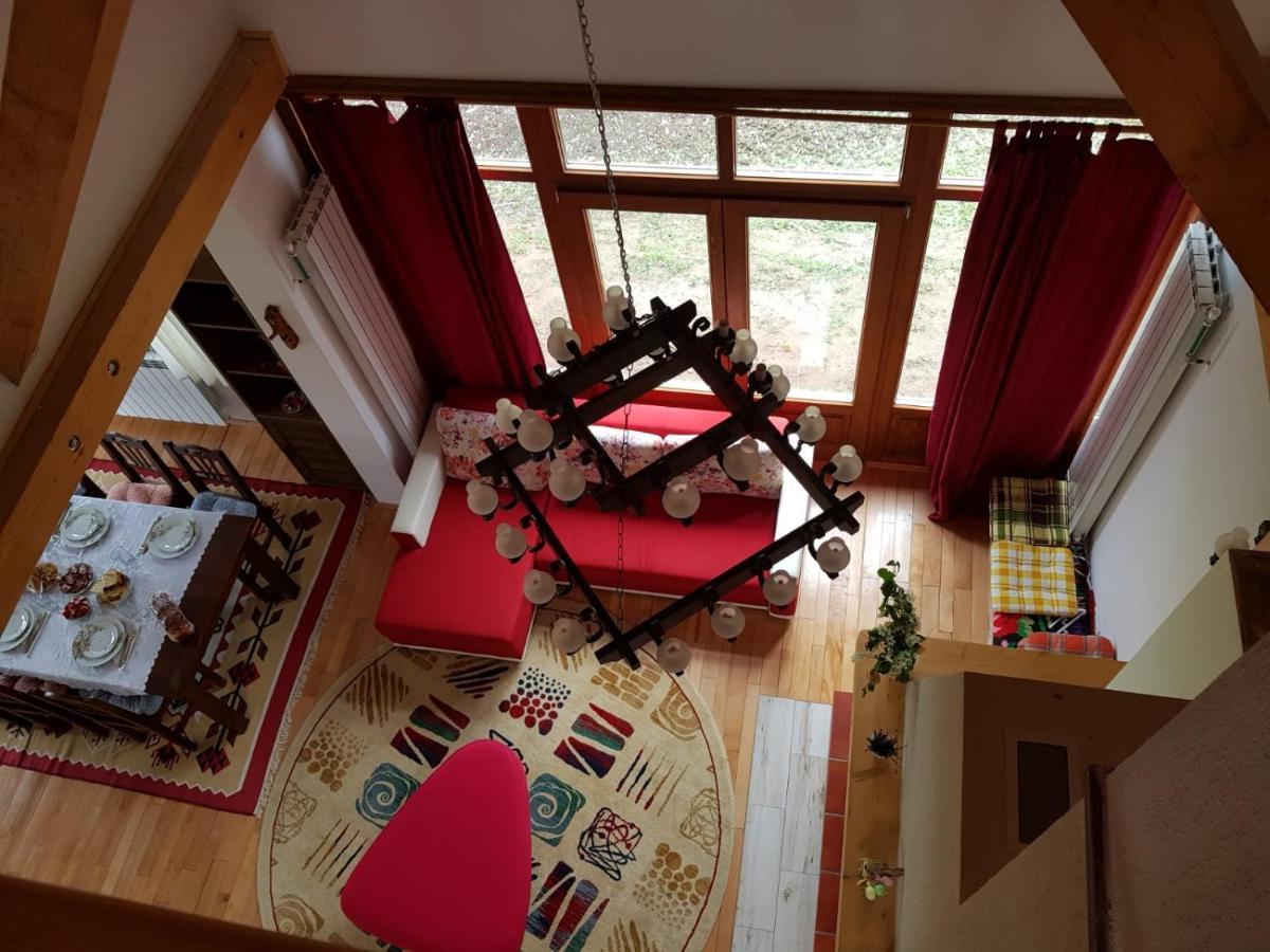 Albinuta Guesthouse Ozun Εξωτερικό φωτογραφία