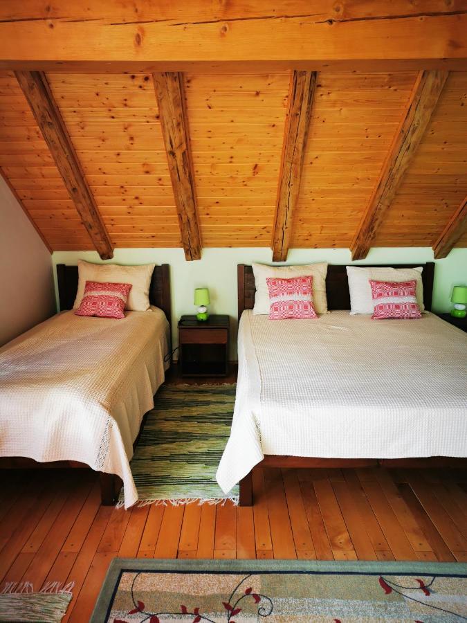 Albinuta Guesthouse Ozun Εξωτερικό φωτογραφία