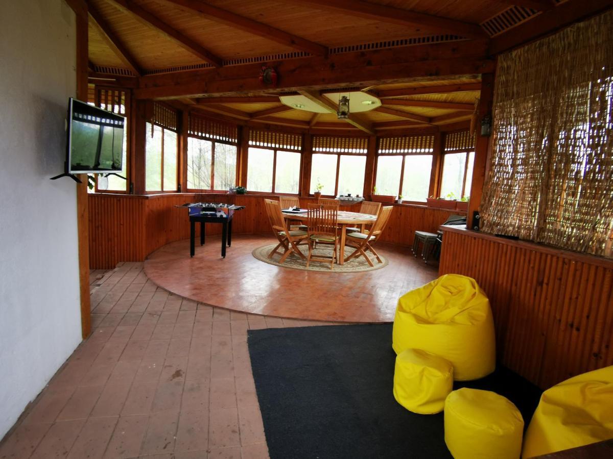 Albinuta Guesthouse Ozun Εξωτερικό φωτογραφία